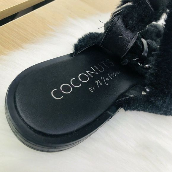 🌸Coconuts by Matisse Ray Faux Fur Studded Sandals - Picture 5 of 6